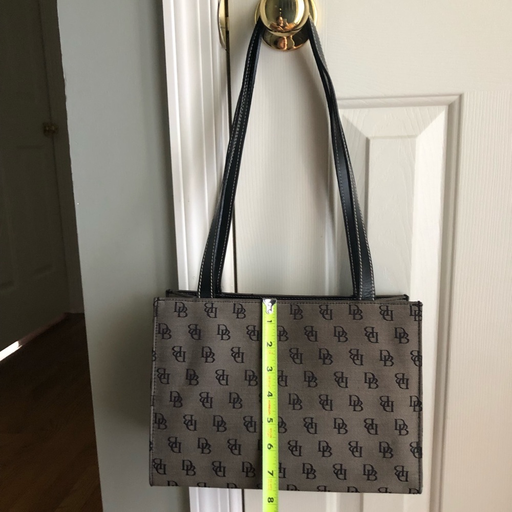 🌸Dooney & Bourke Signature Purse🌸 - Picture 12 of 16